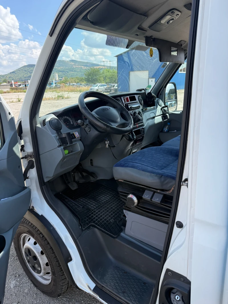 Iveco Daily, снимка 11 - Бусове и автобуси - 52950725