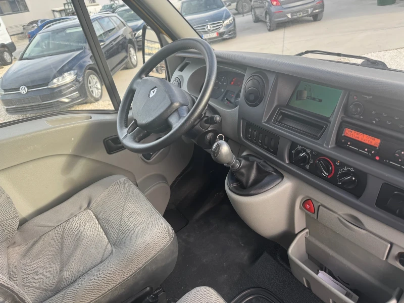 Renault Master 2.5 150ks, снимка 8 - Бусове и автобуси - 53044542