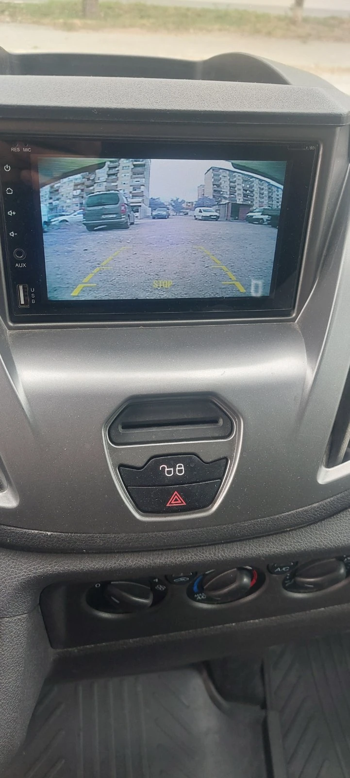 Ford Transit 2.0 tdi Б категория клима, снимка 8 - Бусове и автобуси - 56171301