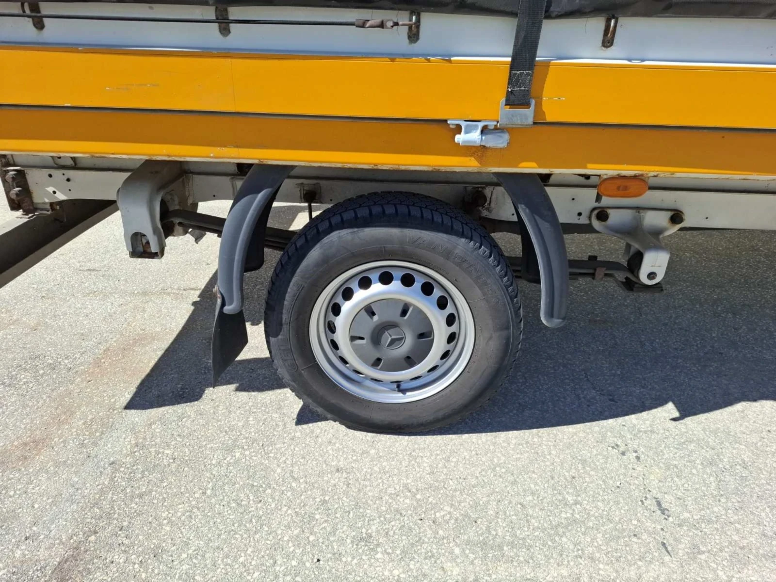 Mercedes-Benz Sprinter 313 130кс/възможност + падащ борд, снимка 11 - Бусове и автобуси - 54359904