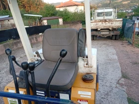 Багер Komatsu PC05, снимка 3