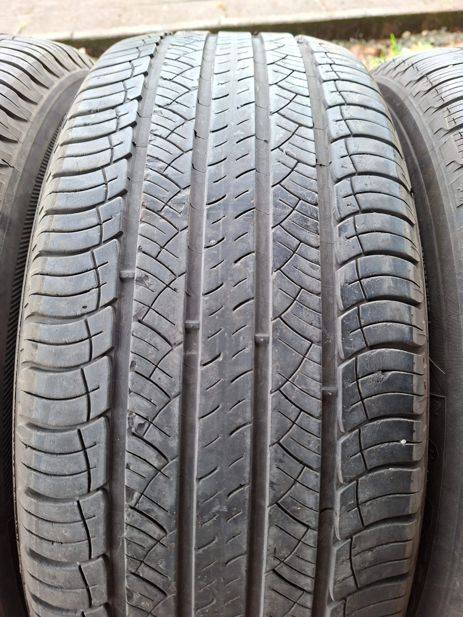 Гуми Летни 235/60R18, снимка 4 - Гуми и джанти - 55655723