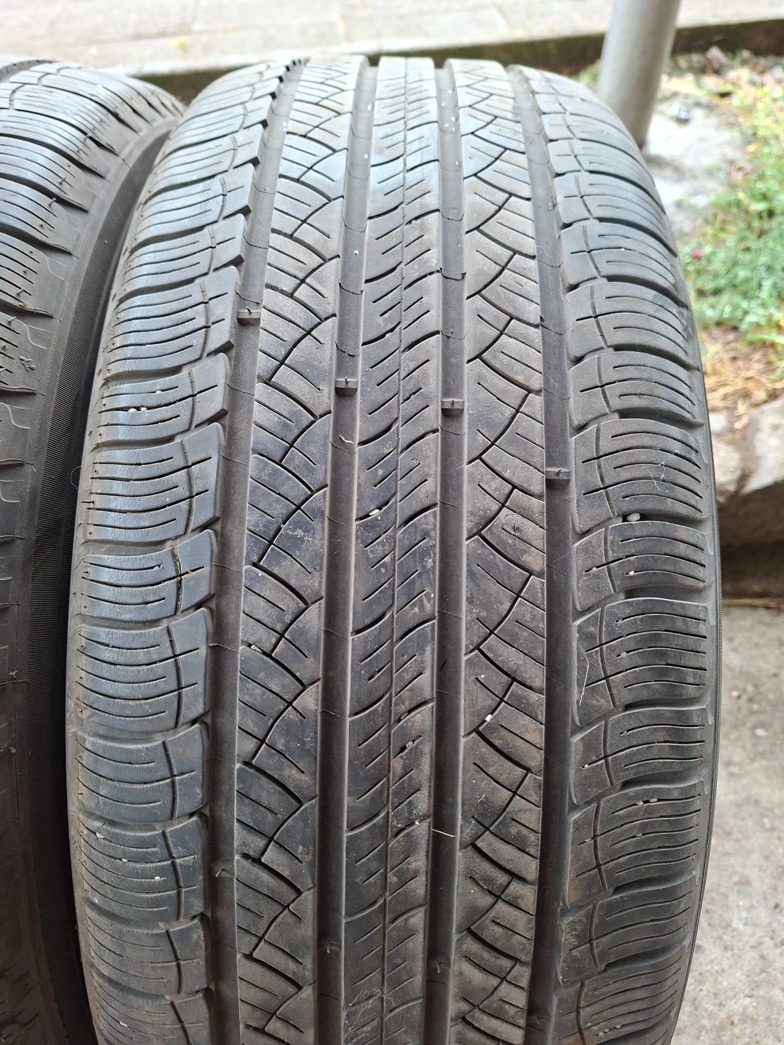 Гуми Летни 235/60R18, снимка 2 - Гуми и джанти - 55655723