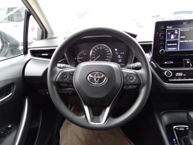 Toyota Corolla 1.8 Hybrid Business, снимка 12 - Автомобили и джипове - 43644356