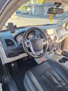 Обява за продажба на Lancia Voyager 2.8 kub. 174 k. ~18 300 лв. - изображение 6