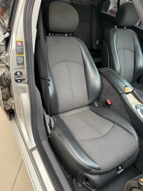 Mercedes-Benz E 320 Avantgarde/Панорама/Навигация/Подгрев - 8800 лв. / 4499.37 € - 79327797 9