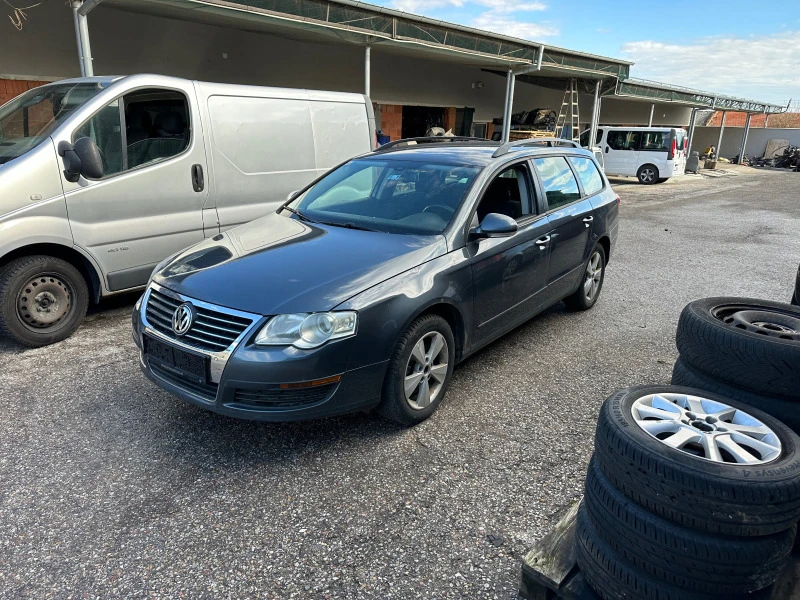 VW Passat 2.0TDI110ксCBD5ск, снимка 1 - Автомобили и джипове - 48405392