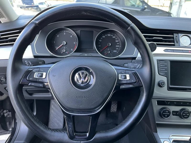 VW Passat B8 2.0TDI 150кс, снимка 12 - Автомобили и джипове - 49048891