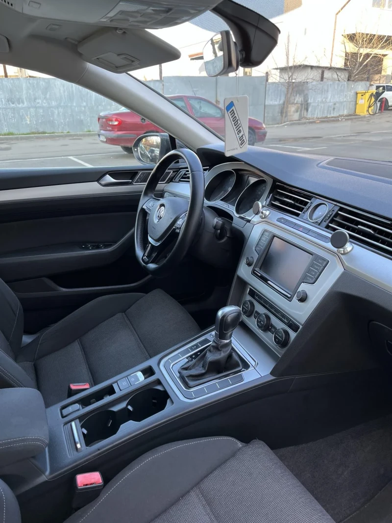 VW Passat B8 2.0TDI 150кс, снимка 13 - Автомобили и джипове - 49048891