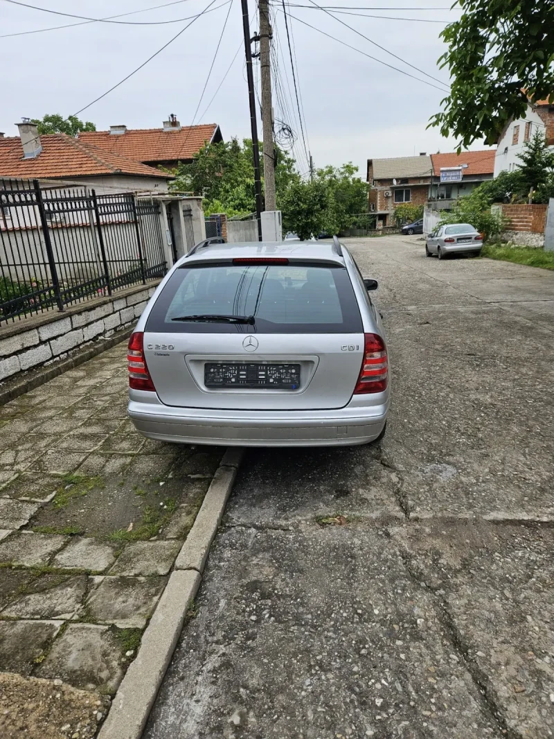 Mercedes-Benz C 220 Facelift  W203 , снимка 5 - Автомобили и джипове - 49192677