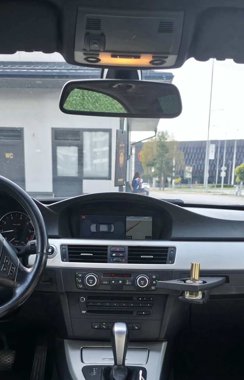 BMW 318 Газ/Бензин, снимка 13 - Автомобили и джипове - 51825141