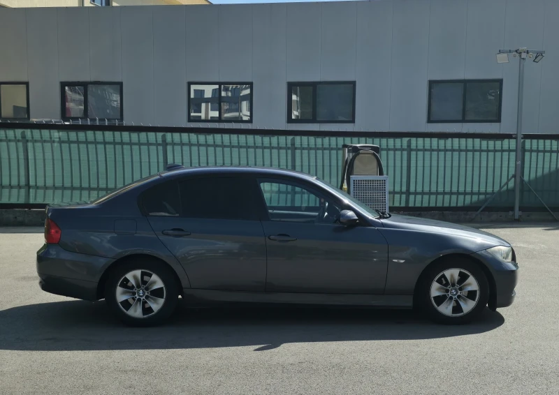 BMW 318 Газ/Бензин, снимка 7 - Автомобили и джипове - 51825141