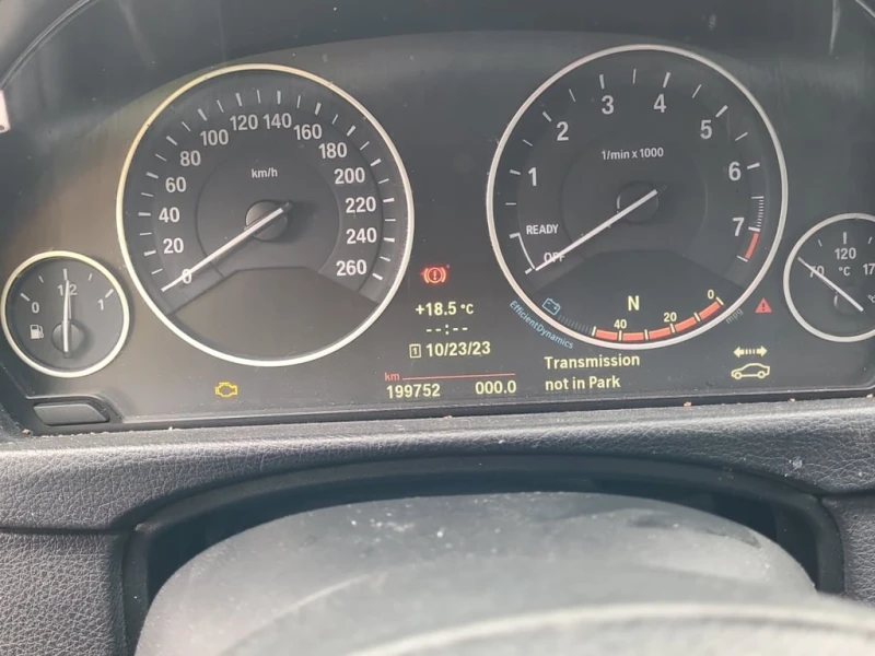 BMW 320 * 320I XDRIVE * CARFAX * ЦЕНА ДО БГ, снимка 8 - Автомобили и джипове - 53085381