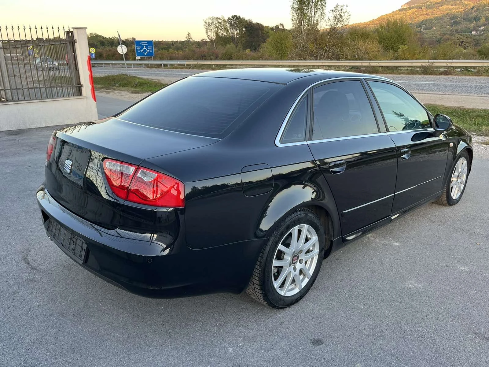 Seat Exeo 2.0TDI 140кс 6 СКОРОСТИ EURO 5A АВТОПИЛОТ КСЕНОН  - изображение 4