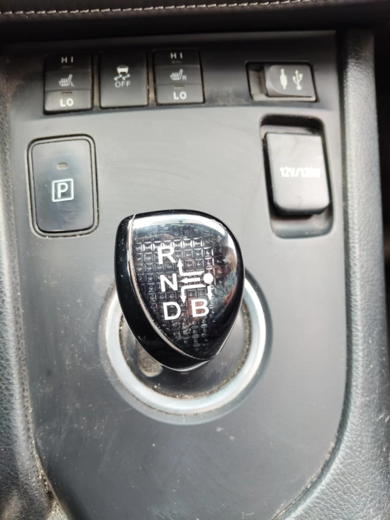 Toyota Auris 1.8 - изображение 8
