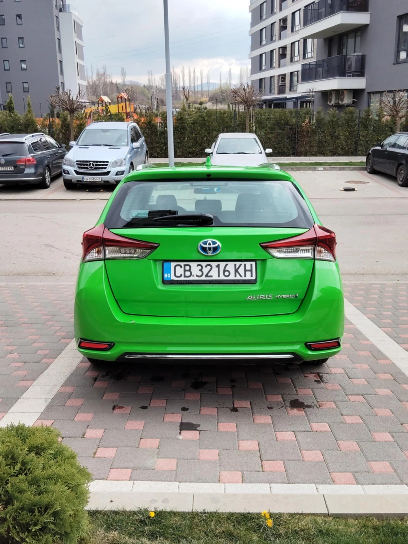 Toyota Auris 1.8 - изображение 3