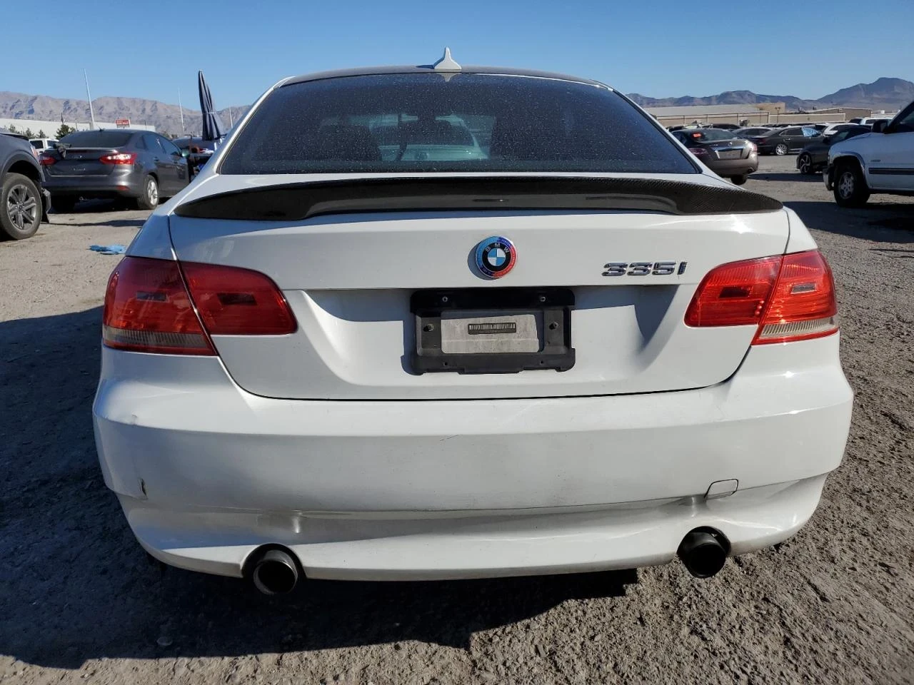BMW 335  - изображение 2