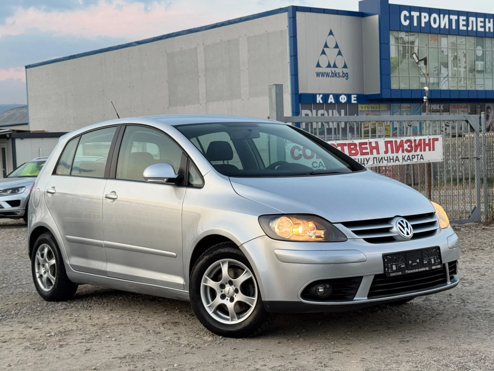 VW Golf Plus 1.9TDI 105HP НАВИ ЛИЗИНГ - изображение 7