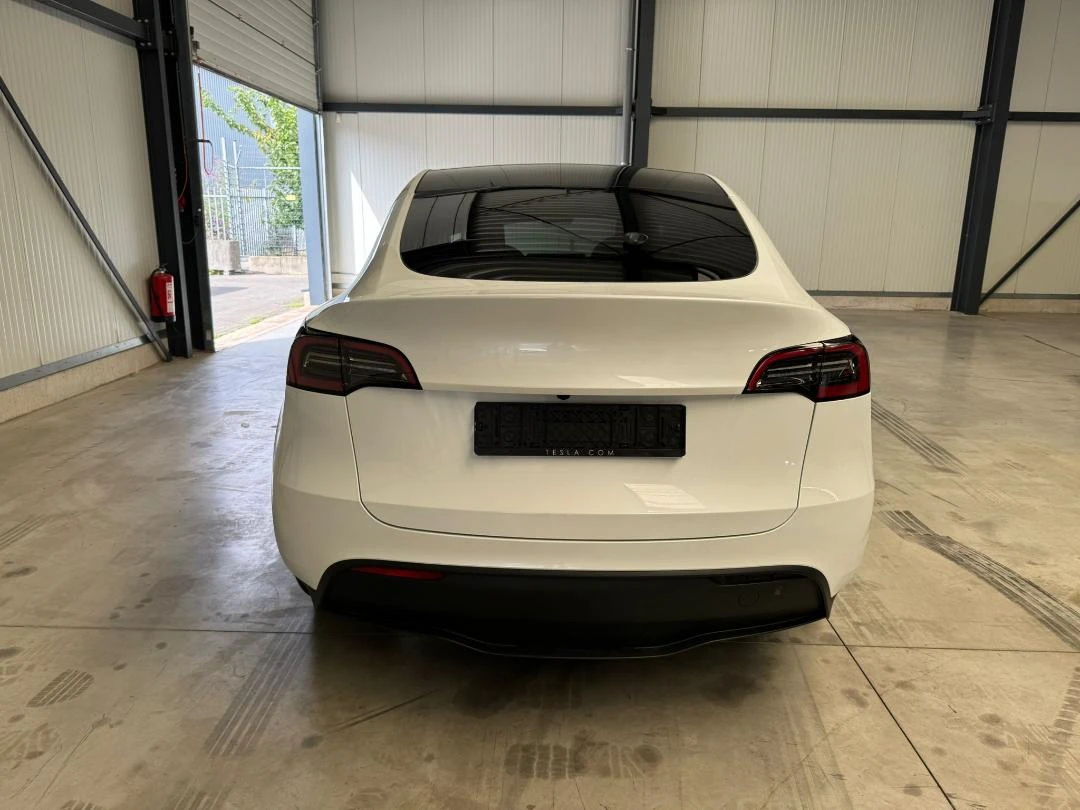 Tesla Model Y НОВА, Гаранция! - изображение 8