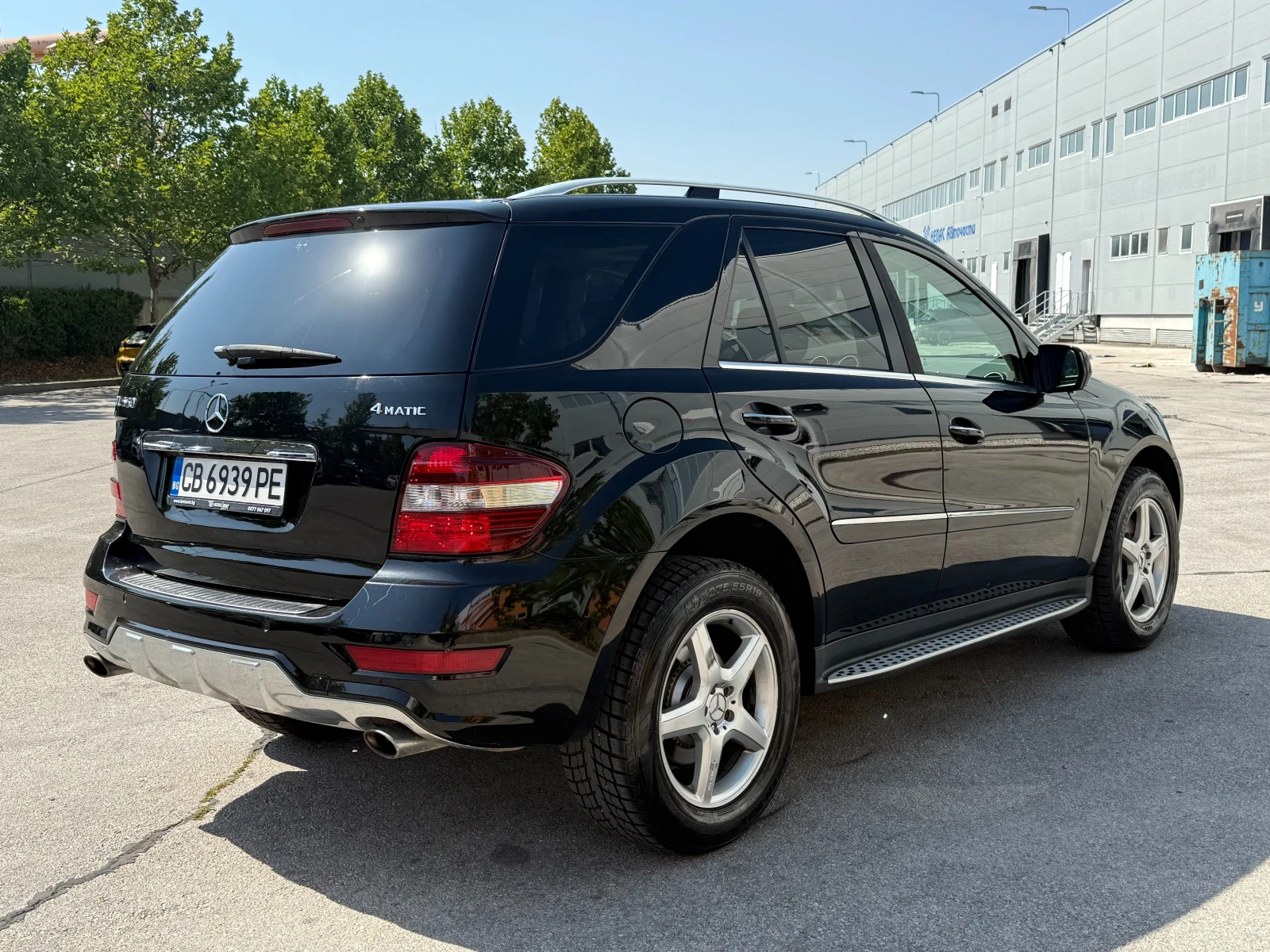 Mercedes-Benz ML 550 5.5i 388 к.с. 4matic - изображение 4