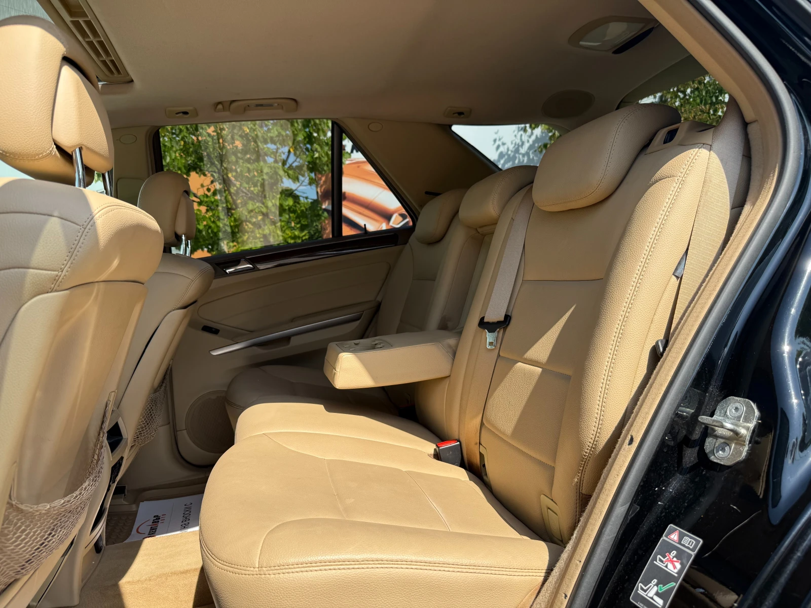 Mercedes-Benz ML 550 5.5i 388 к.с. 4matic - изображение 9