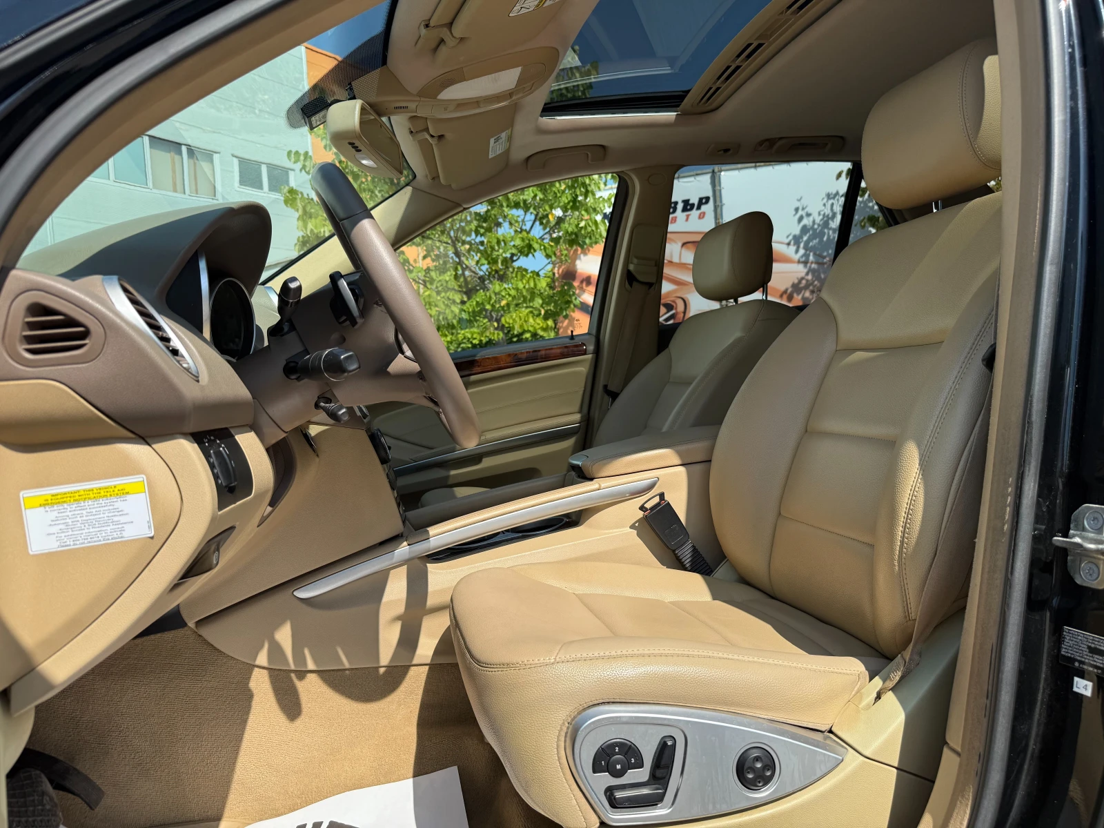Mercedes-Benz ML 550 5.5i 388 к.с. 4matic - изображение 8