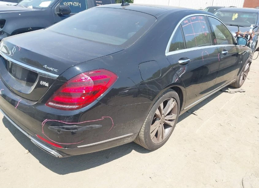 Mercedes-Benz S 560  - изображение 4