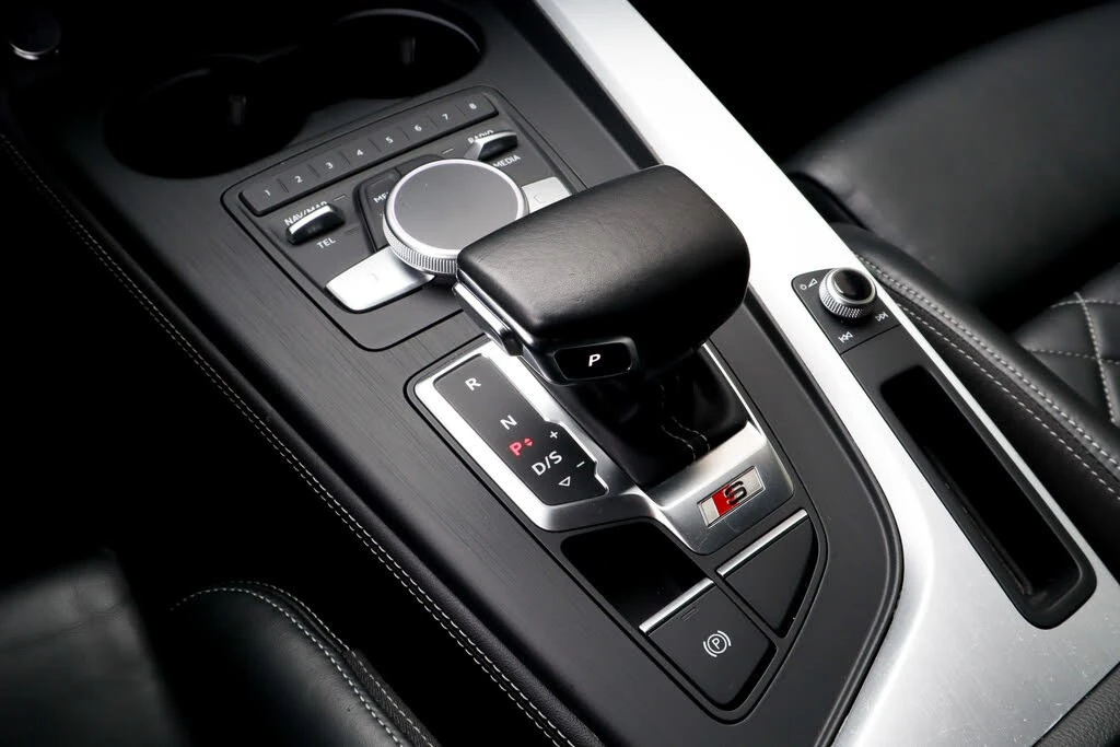 Audi S5 * АвтоКредит * (ЦЕНА ДО БГ), снимка 15 - Автомобили и джипове - 54043612