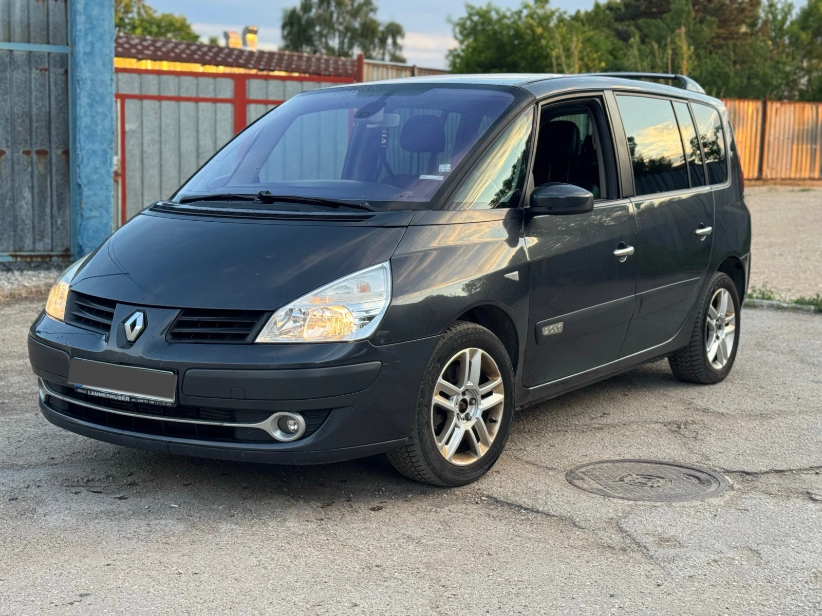 Renault Espace 2.0 DCI, снимка 2 - Автомобили и джипове - 54383499