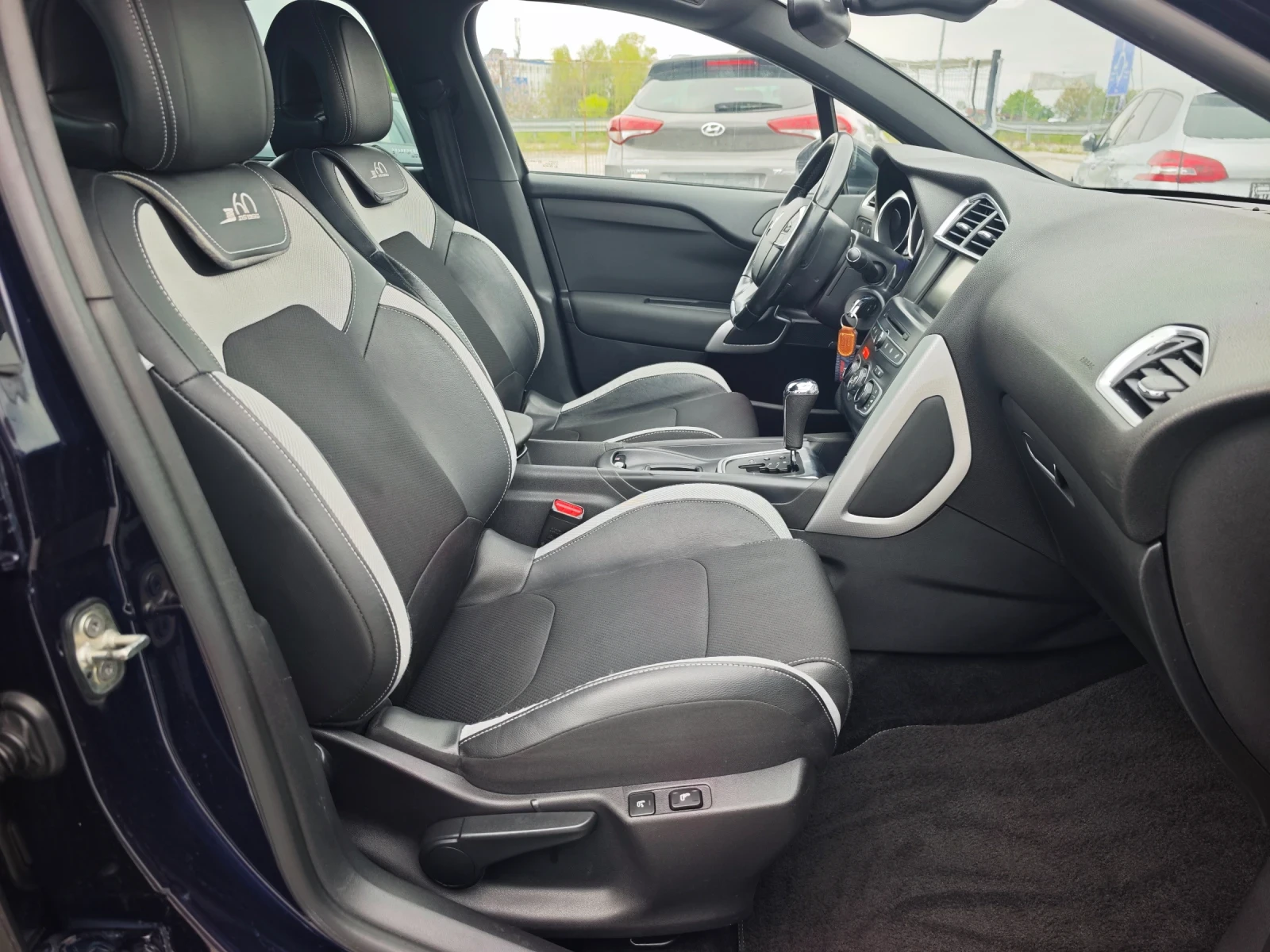Citroen DS4 1.6e-hdi , снимка 12 - Автомобили и джипове - 54395354