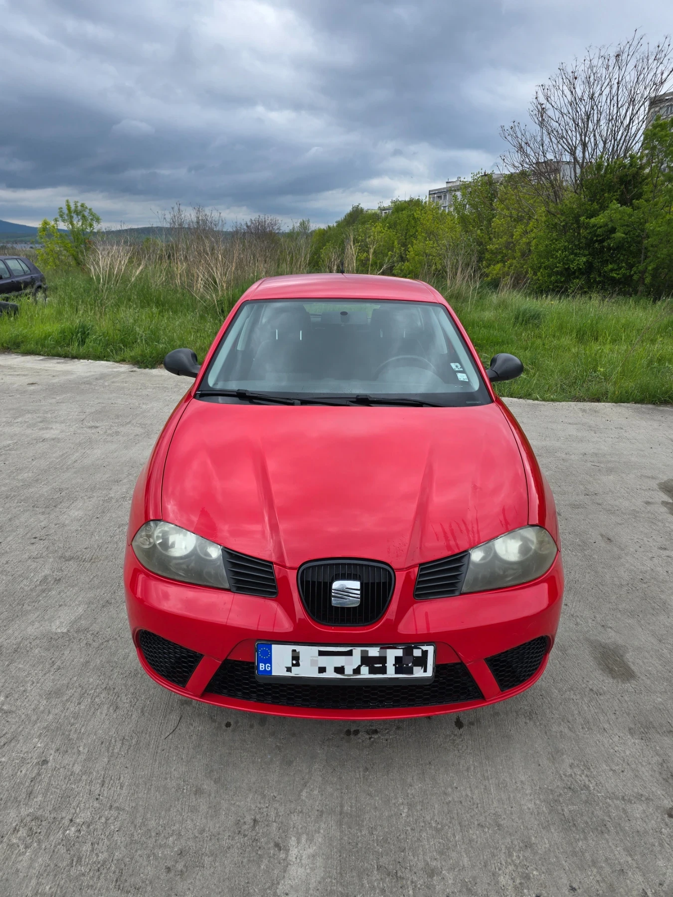 Seat Ibiza 1.4, снимка 12 - Автомобили и джипове - 54396987