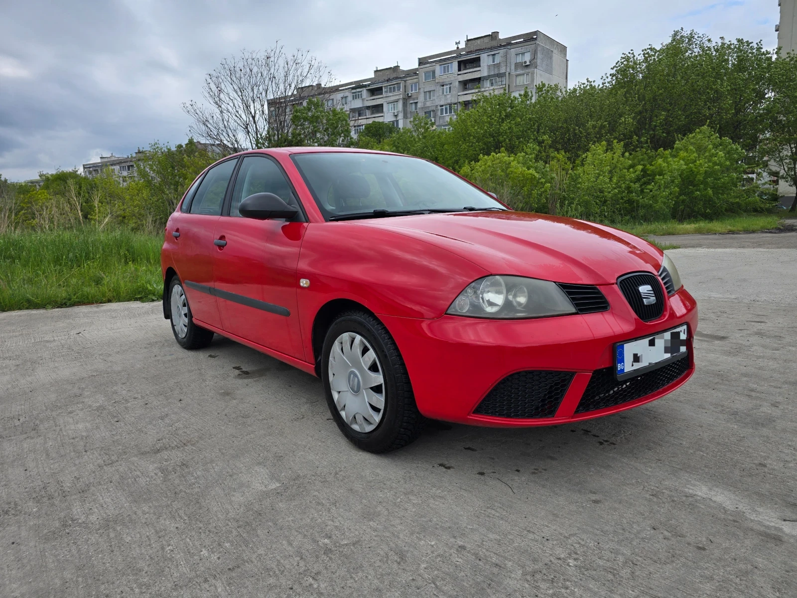 Seat Ibiza 1.4, снимка 3 - Автомобили и джипове - 54396987