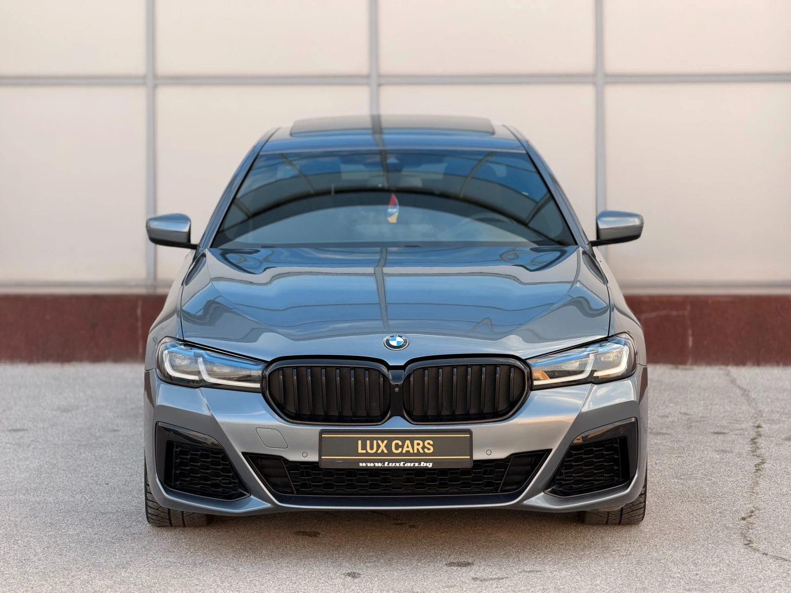 BMW 540 - M-pack - X-drive - Laser - Keyless - Head-up -, снимка 6 - Автомобили и джипове - 54417507