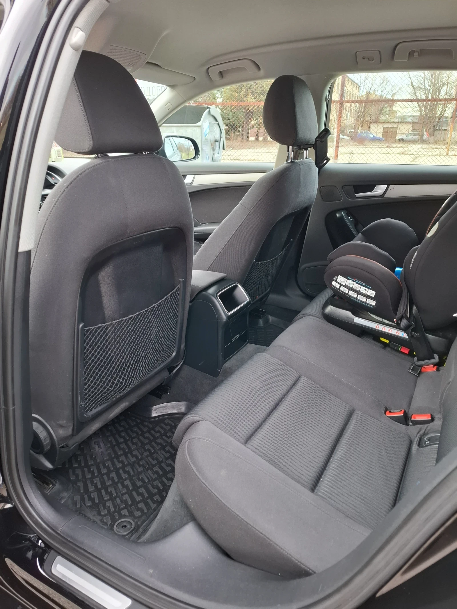 Audi A4 2.0 TDI, снимка 14 - Автомобили и джипове - 54439630