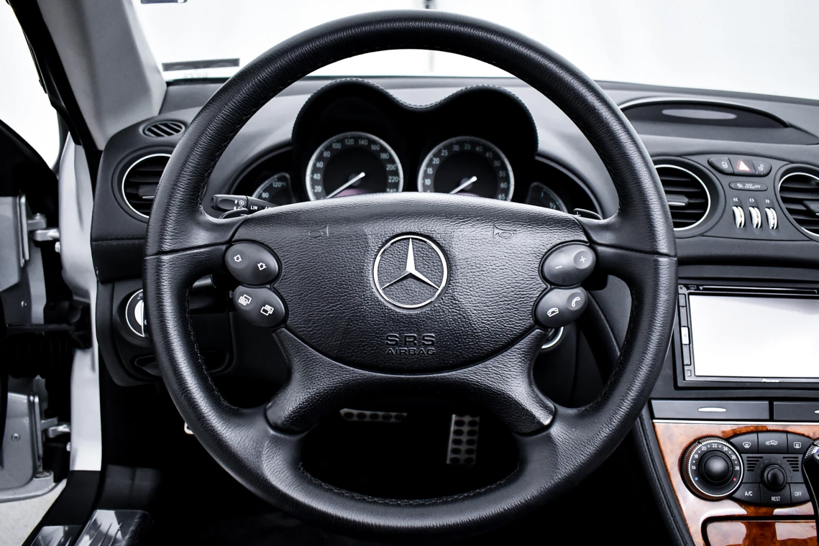 Mercedes-Benz SL 350 R230, снимка 15 - Автомобили и джипове - 54645565
