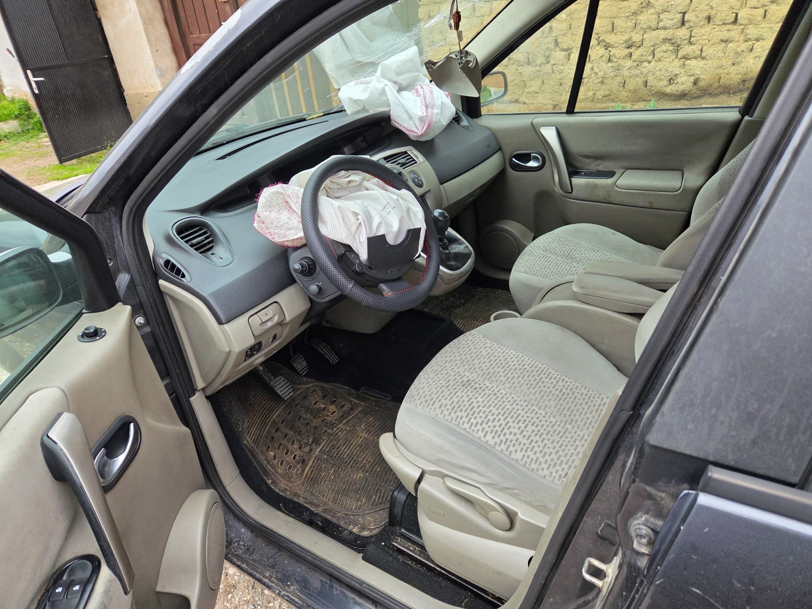 Renault Scenic 2, снимка 5 - Автомобили и джипове - 55183011