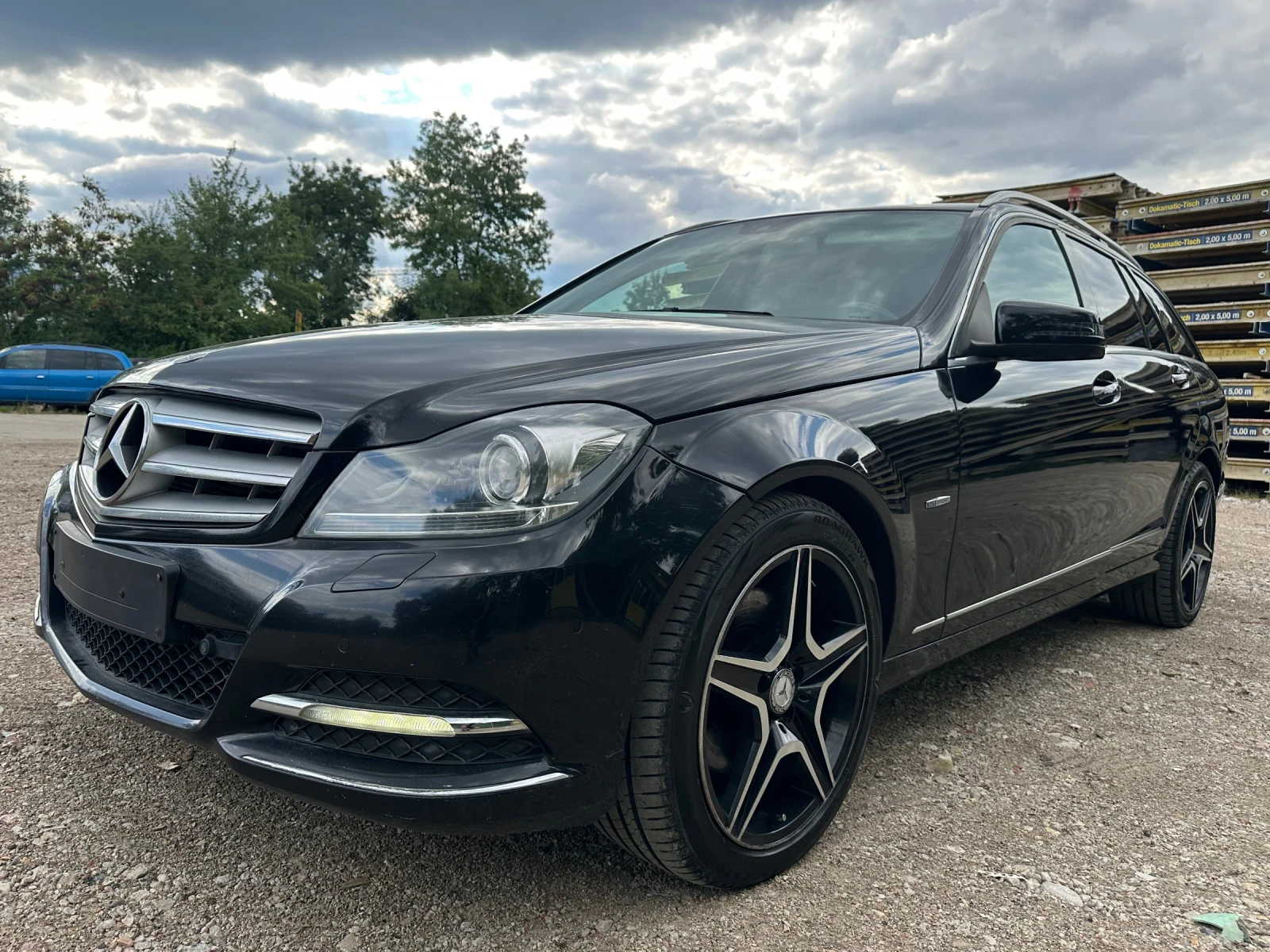 Mercedes-Benz C 350, снимка 2 - Автомобили и джипове - 55419019