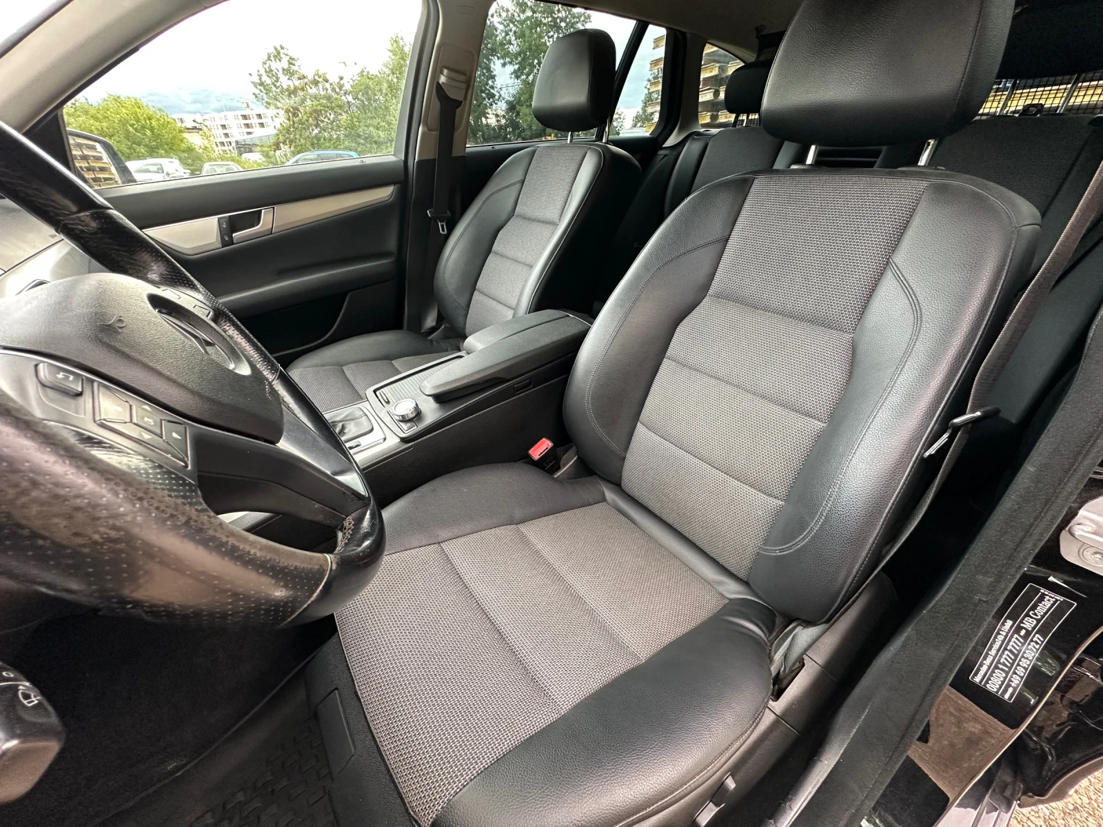 Mercedes-Benz C 350, снимка 10 - Автомобили и джипове - 55419019