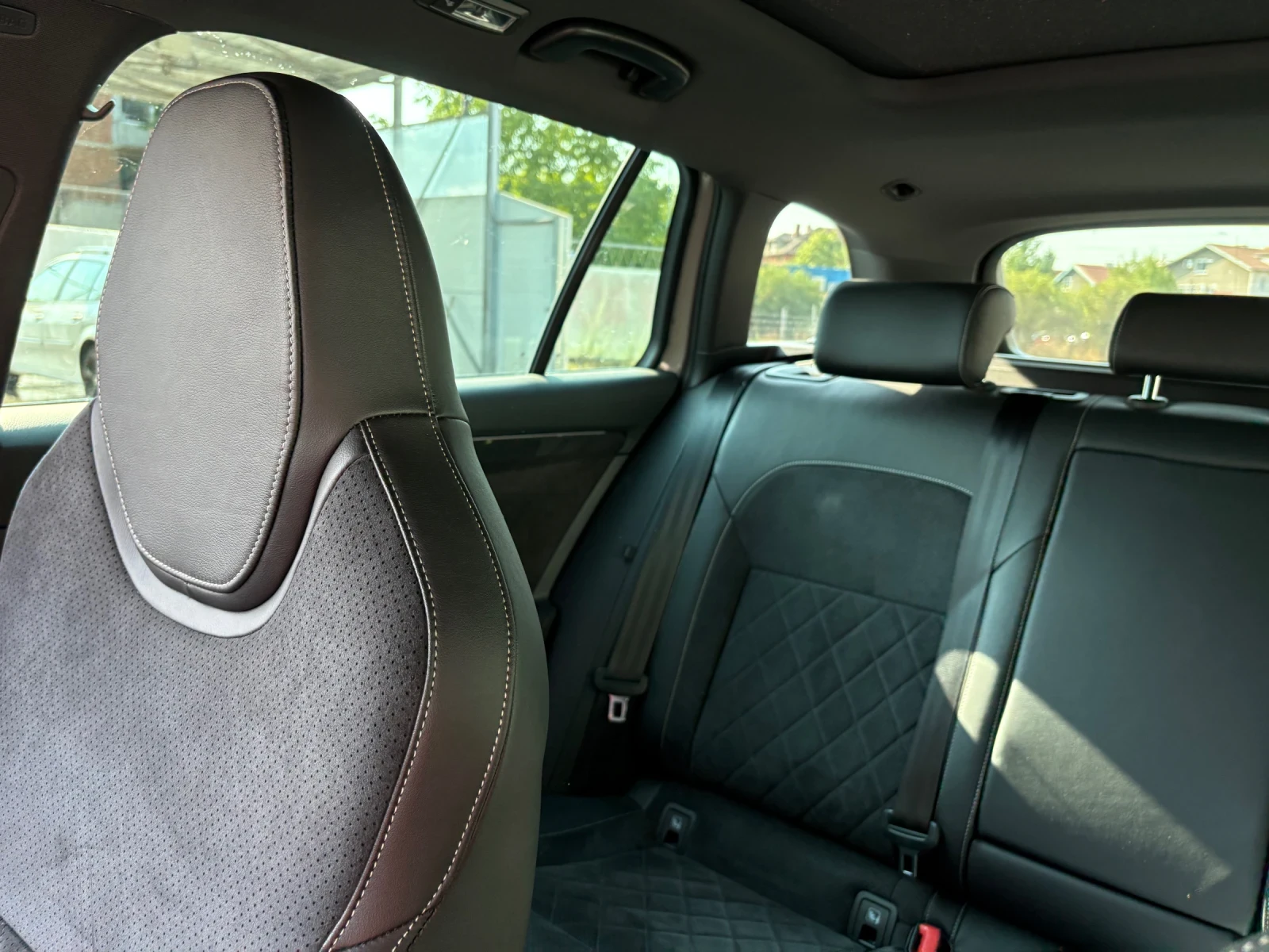 Skoda Superb Sportline, снимка 9 - Автомобили и джипове - 55558027