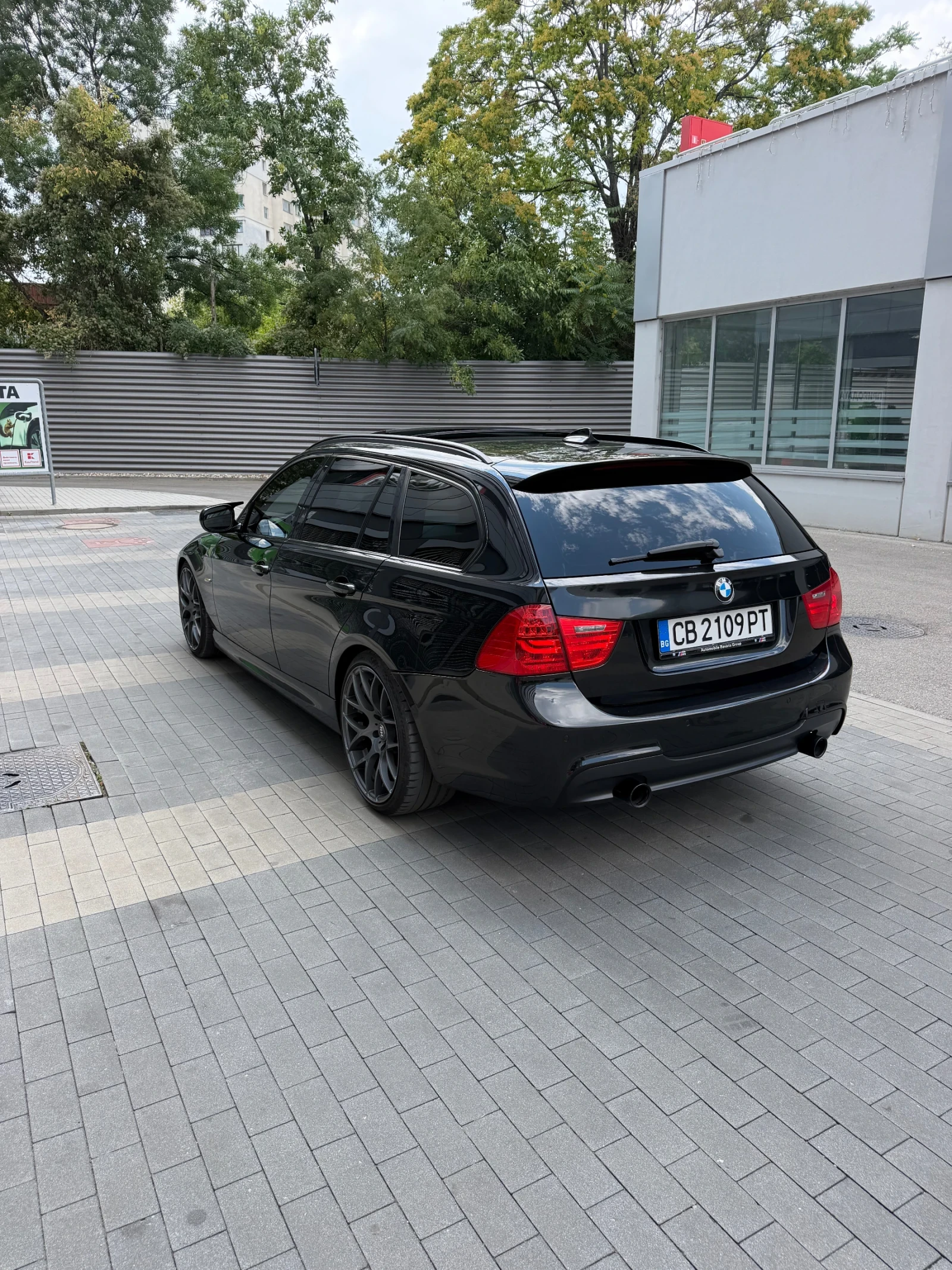 BMW 330 Xdrive, снимка 4 - Автомобили и джипове - 55607532