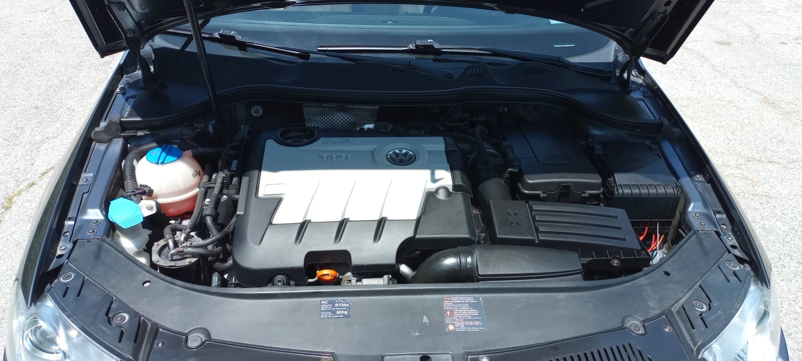 VW Passat, снимка 10 - Автомобили и джипове - 55669610