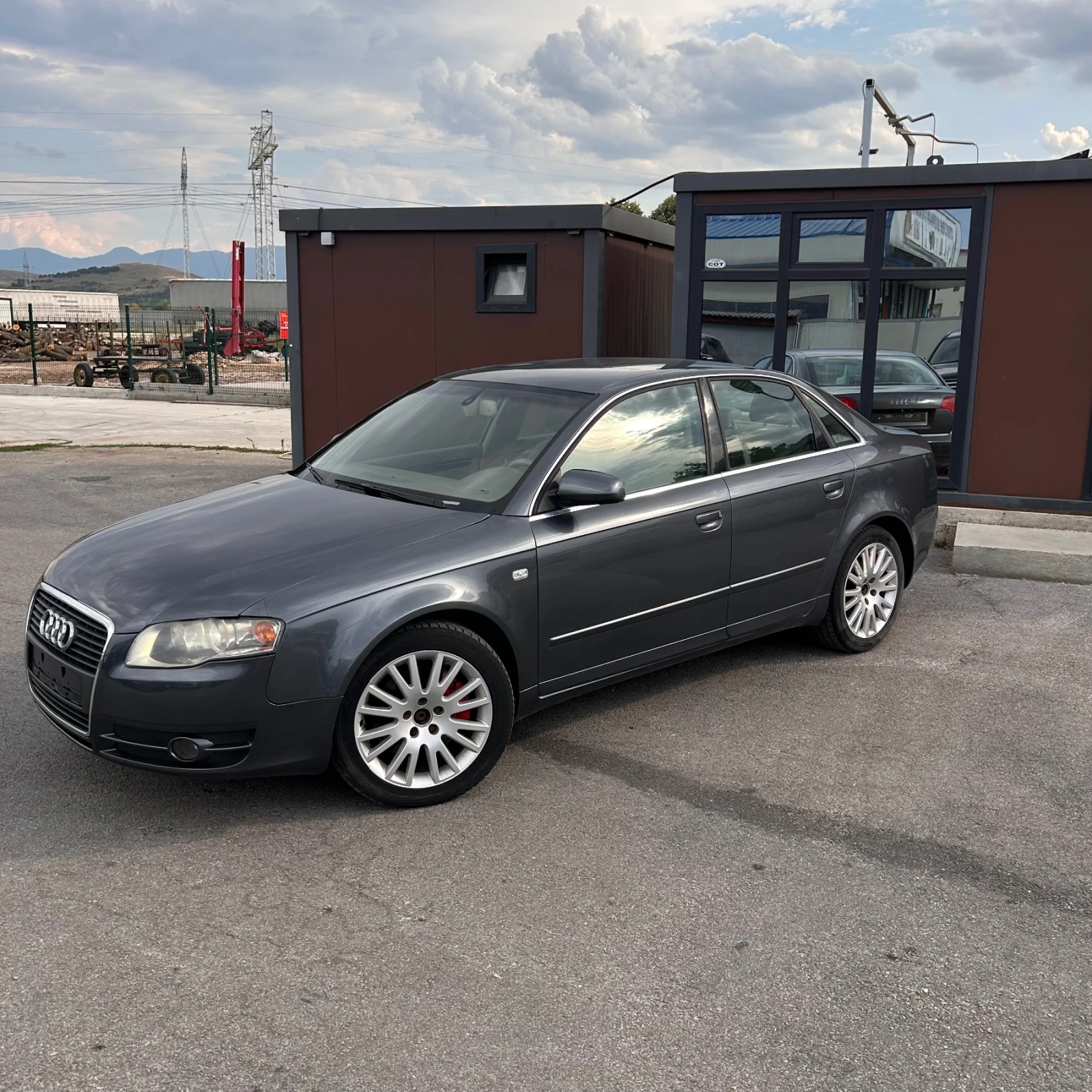 Audi A4 3.2Fsi 4x4, снимка 6 - Автомобили и джипове - 55974647