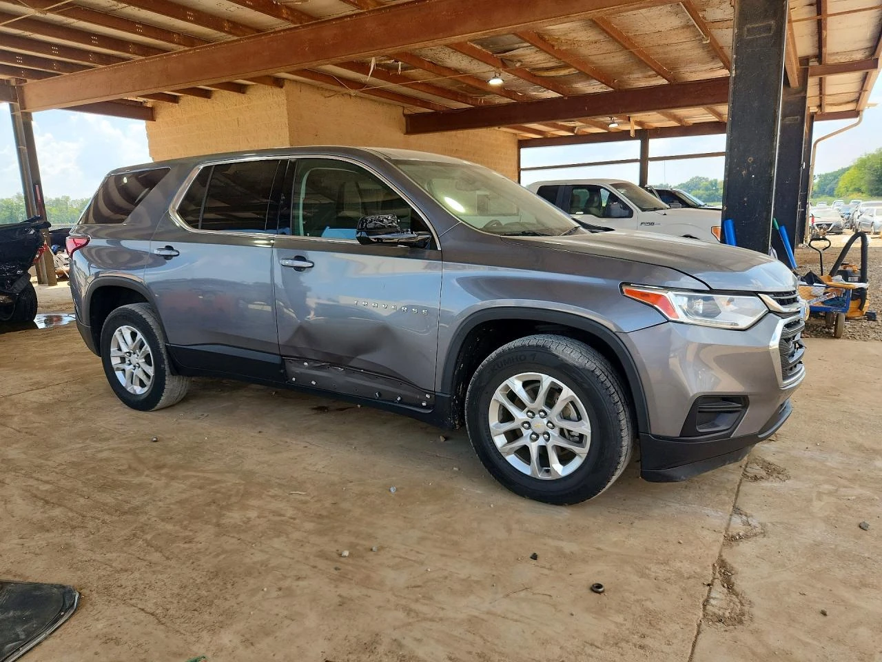Chevrolet Traverse 3.6l Ls, снимка 4 - Автомобили и джипове - 56075792