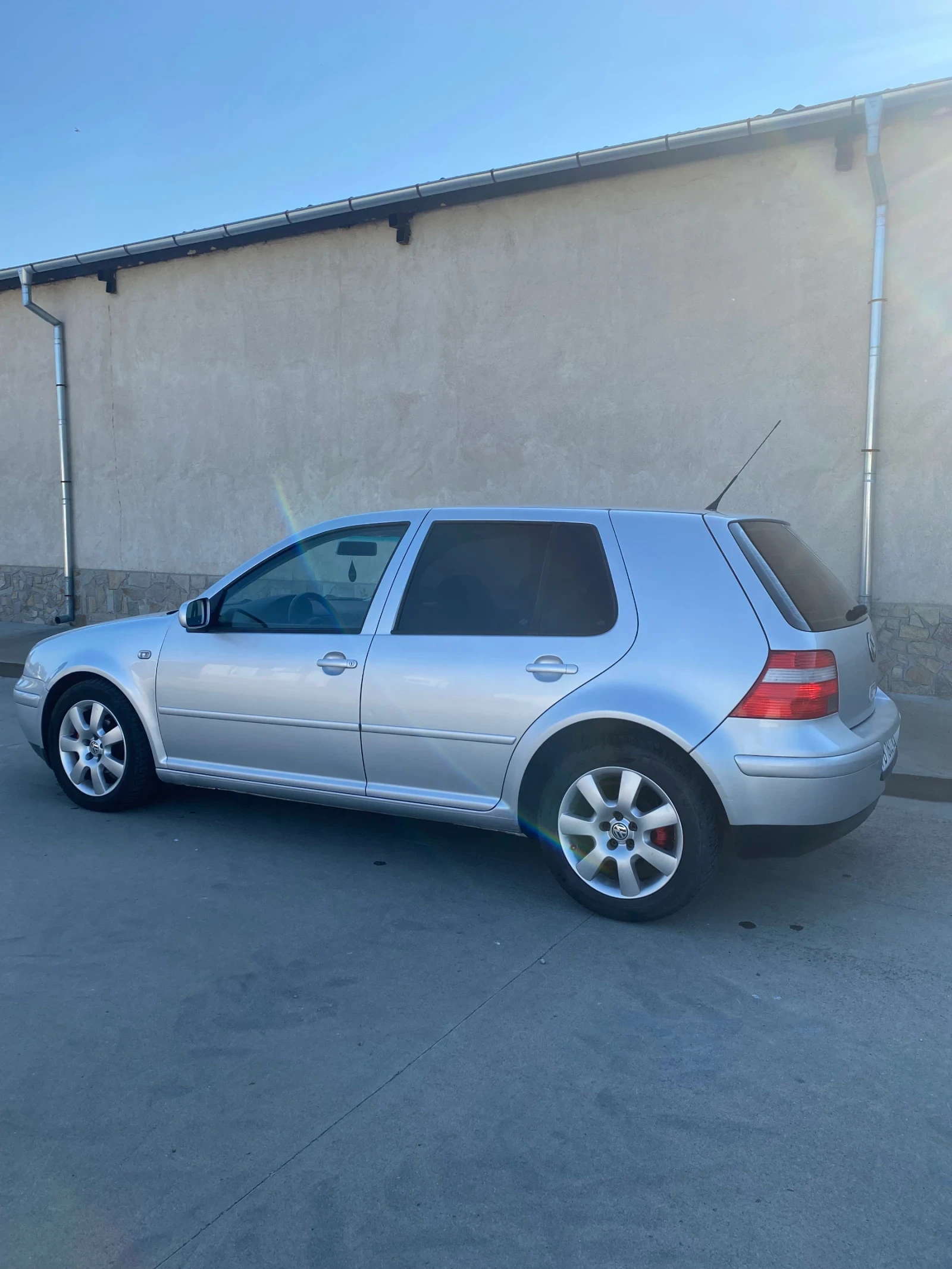 VW Golf 1.6, снимка 6 - Автомобили и джипове - 56150067
