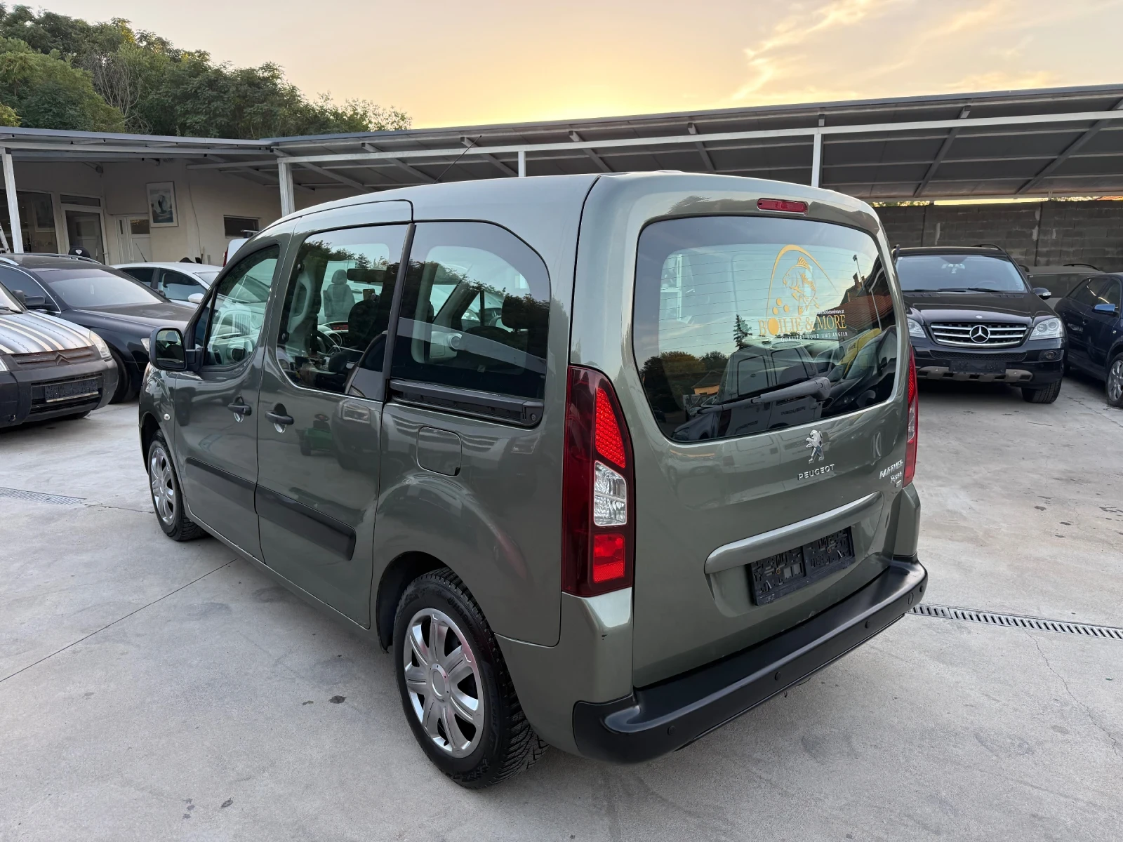 Peugeot Partner Tepee 1.6HDI ЛИЗИНГ, снимка 7 - Автомобили и джипове - 56188921
