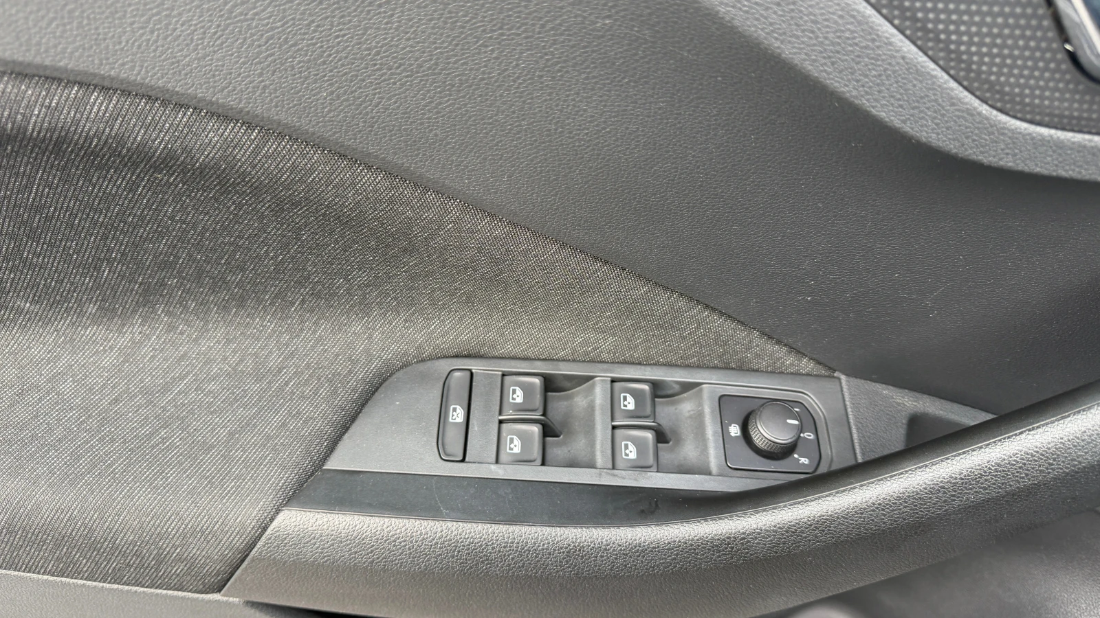Skoda Scala Sportline 1.0 TSI Automatic, снимка 17 - Автомобили и джипове - 56327575