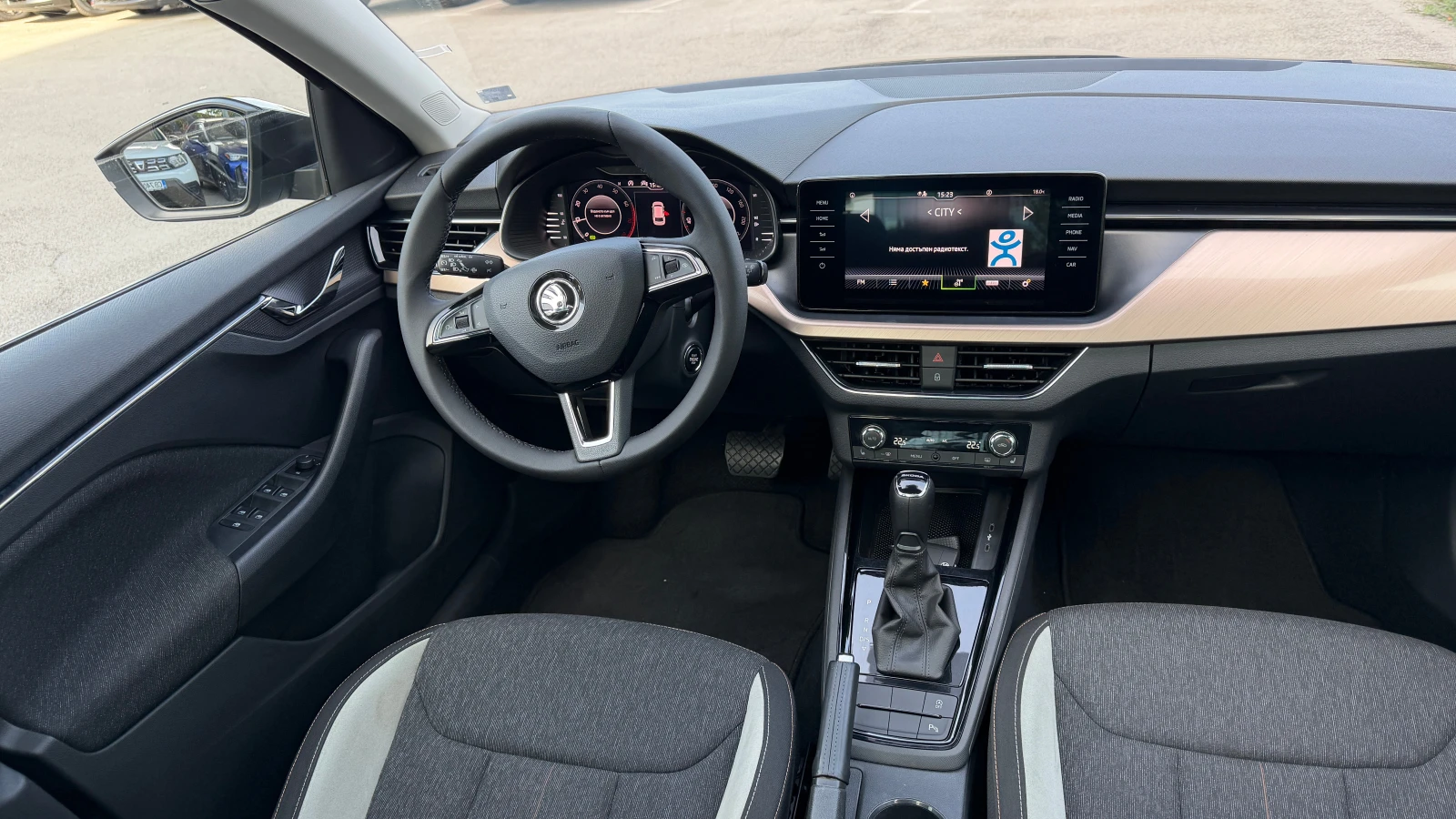 Skoda Scala Sportline 1.0 TSI Automatic, снимка 11 - Автомобили и джипове - 56327575