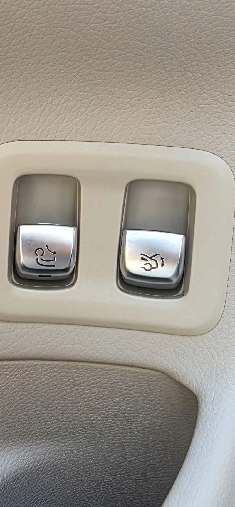 Mercedes-Benz GLC 220, снимка 9 - Автомобили и джипове - 52070060