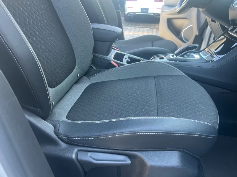 Opel Grandland X Plugin hibrid, снимка 12 - Автомобили и джипове - 51745800