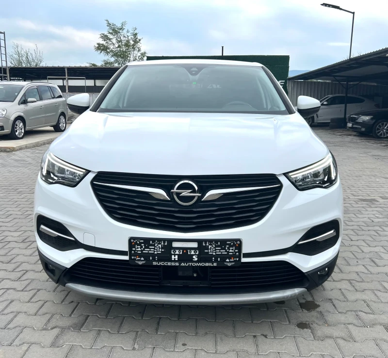 Opel Grandland X Plugin hibrid, снимка 2 - Автомобили и джипове - 51745800
